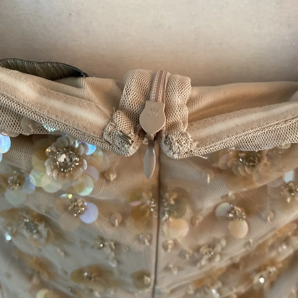 Adrianna Papell NWT off shoulder size 14 gown - Picture 10 of 16